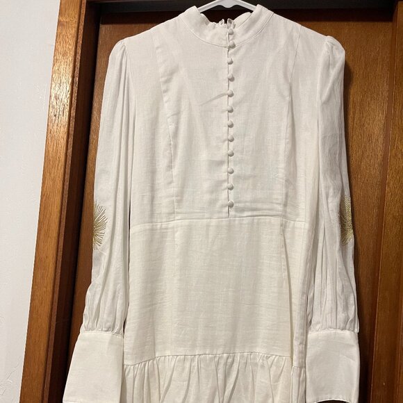 Kahulaleʻa White embroidery with gold lehuaʻs short dress - Picture 1 of 3